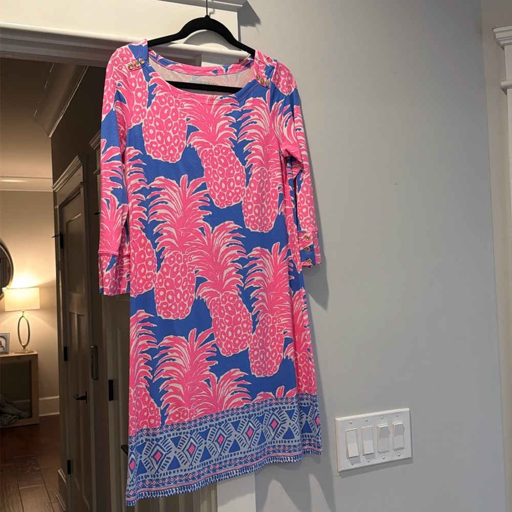 Adorable super stretchy Lilly dress